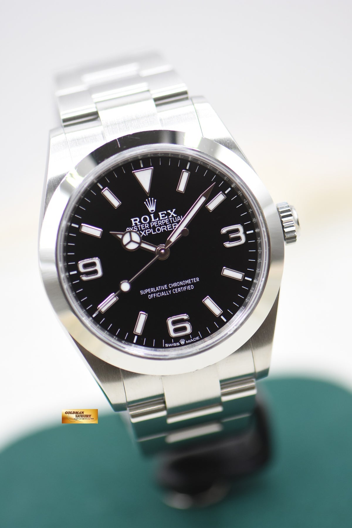 ROLEX OYSTER EXPLORER 40mm STEEL IN OYSTER BRACELET 224270 (MINT)