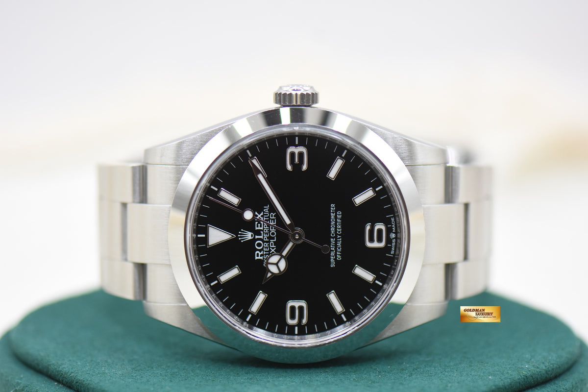 ROLEX OYSTER EXPLORER 40mm STEEL IN OYSTER BRACELET 224270 (MINT)