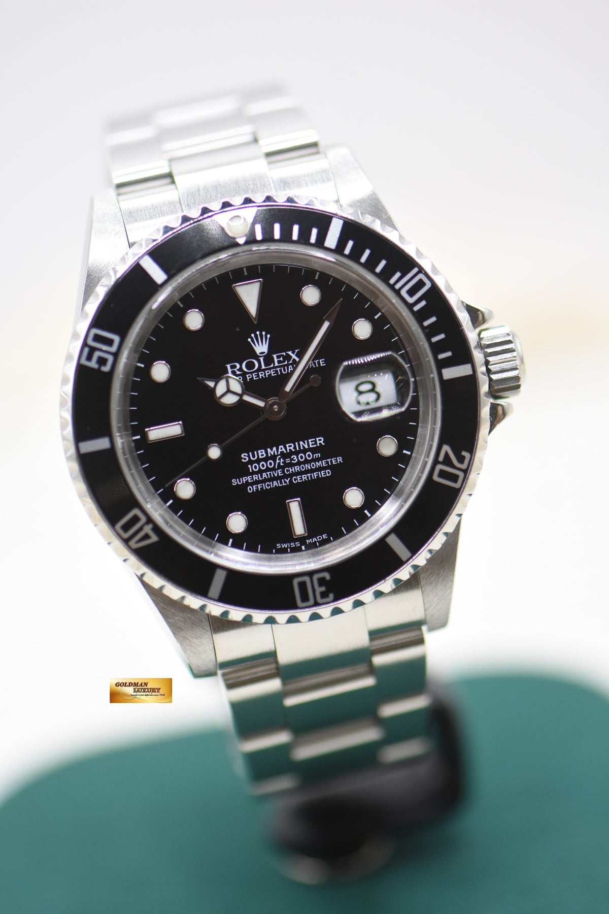 ROLEX OYSTER SUBMARINER 40mm STEEL IN BRACELET BLACK 16610 (MINT)