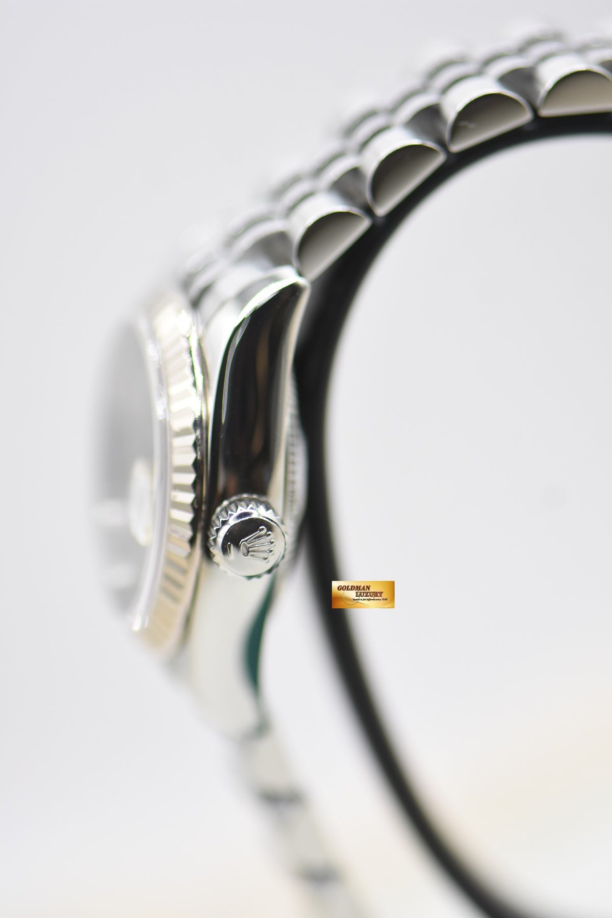 ROLEX OYSTER DATEJUST 26mm STEEL IN JUBILEE BRACELET SILVER ROMAN DIAL 179174 (MINT)