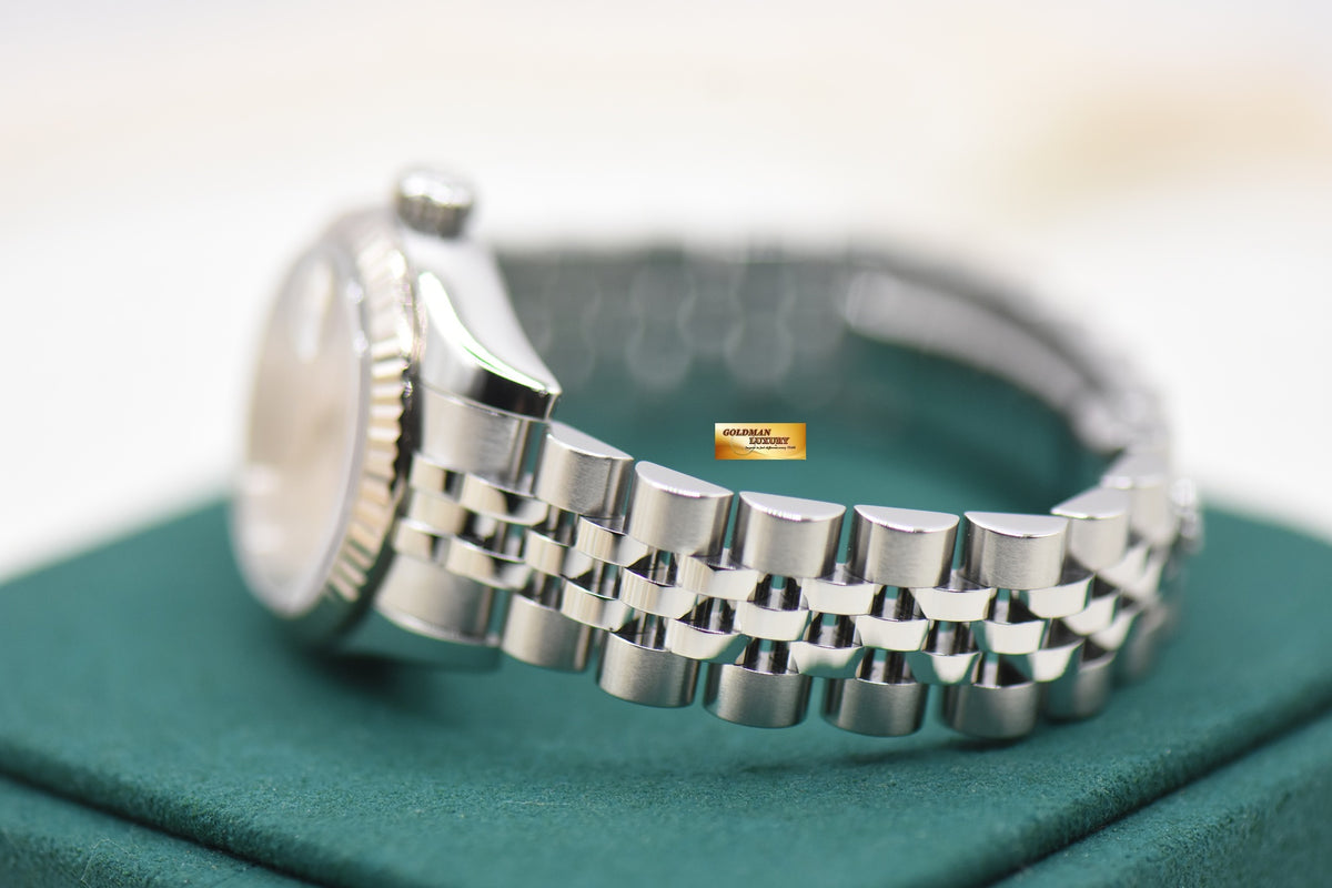 ROLEX OYSTER DATEJUST 26mm STEEL IN JUBILEE BRACELET SILVER ROMAN DIAL 179174 (MINT)