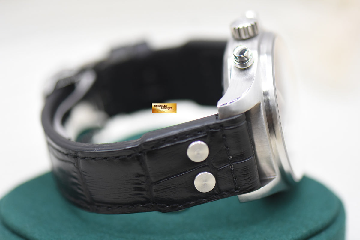 IWC PILOT CHRONOGRAPH 43mm STEEL BLACK IN LEATHER STRAP AUTOMATIC IW3777-01 (MINT)