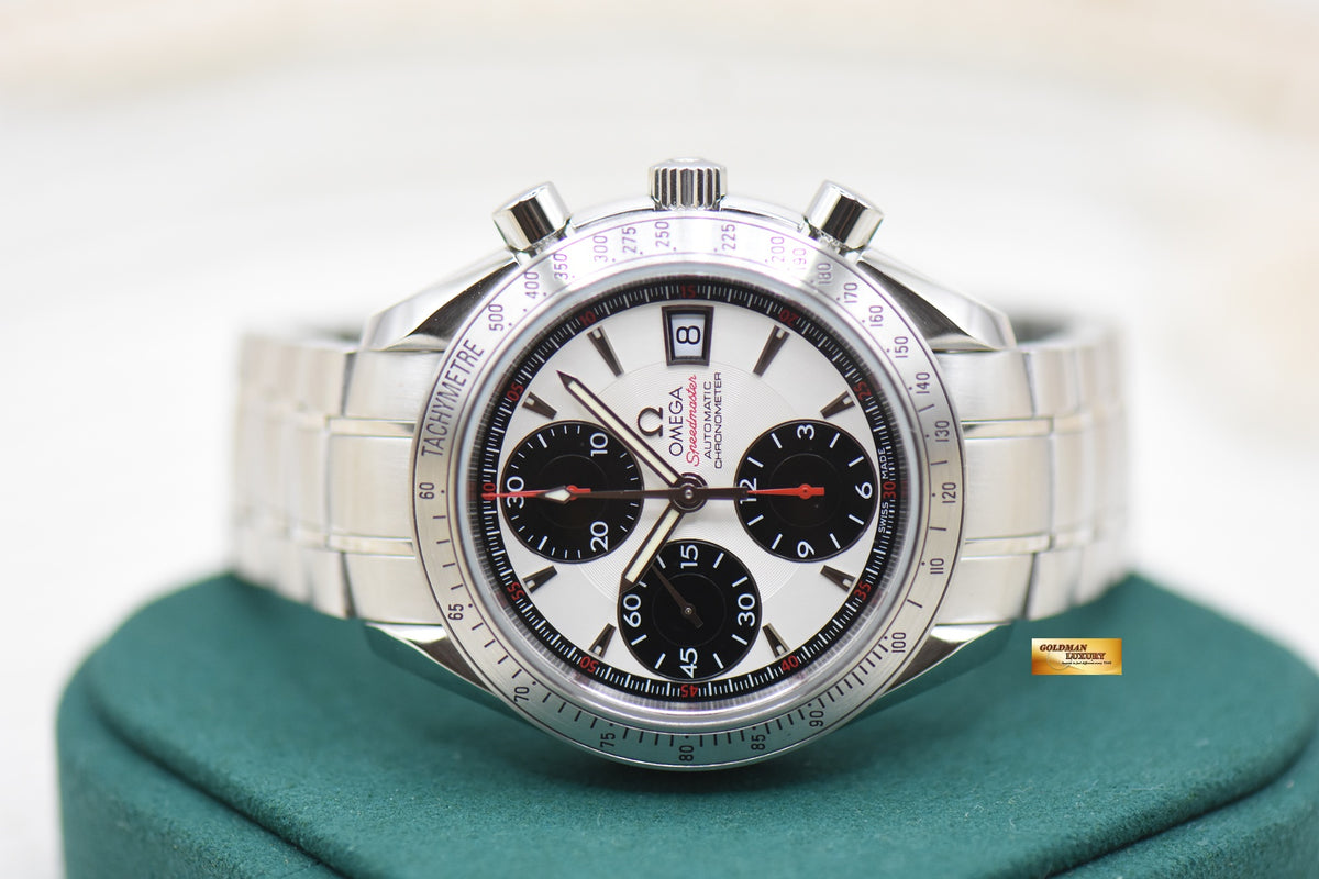 OMEGA SPEEDMASTER CHRONOGRAPH DATE 40mm STEEL IN BRACELET PANDA DIAL 3211.3100 (MINT)