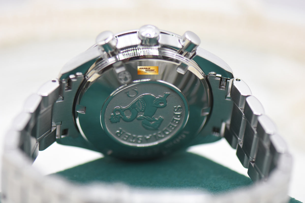 OMEGA SPEEDMASTER CHRONOGRAPH DATE 40mm STEEL IN BRACELET PANDA DIAL 3211.3100 (MINT)