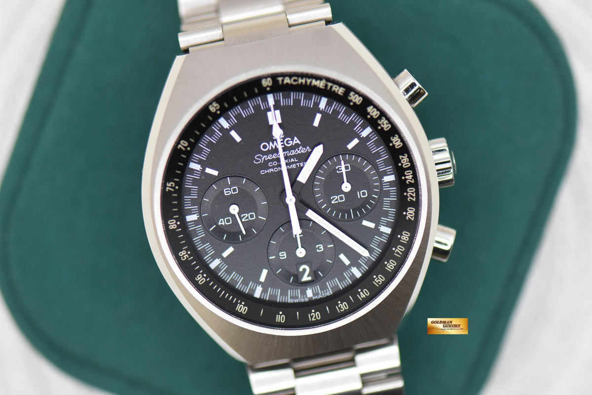 [SOLD] OMEGA SPEEDMASTER CHRONOGRAPH MARK II 43mm STEEL IN BRACELET BLACK DIAL 327.10.43.50.01.001 (MINT)