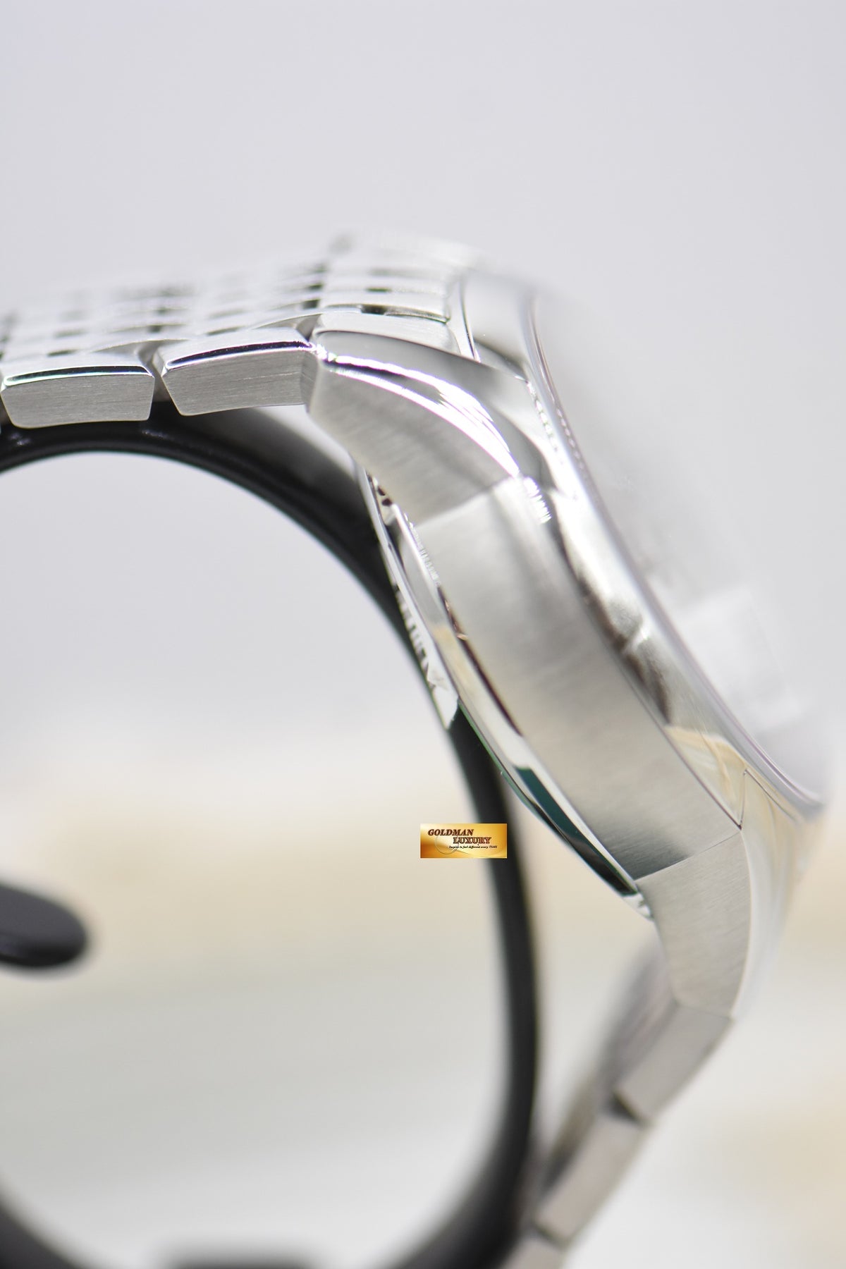 OMEGA DE VILLE HOUR VISION CHRONOGRAPH 42mm STEEL BRACELET AUTOMATIC 431.10.42.51.02.001 (NOS)