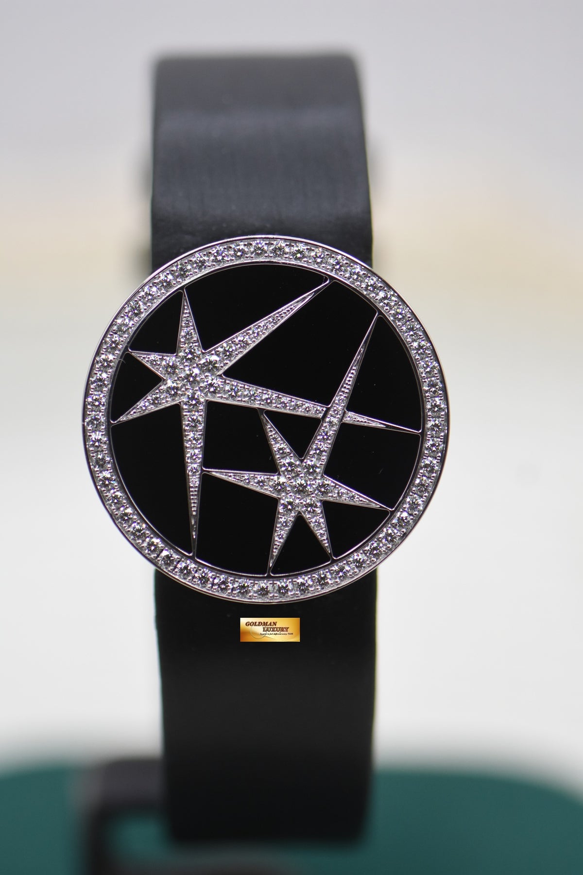 PIAGET LIMELIGHT SECRET DIAMOND 30mm WHITE GOLD IN SATIN LEATHER QUARTZ G0A31084 (MINT)