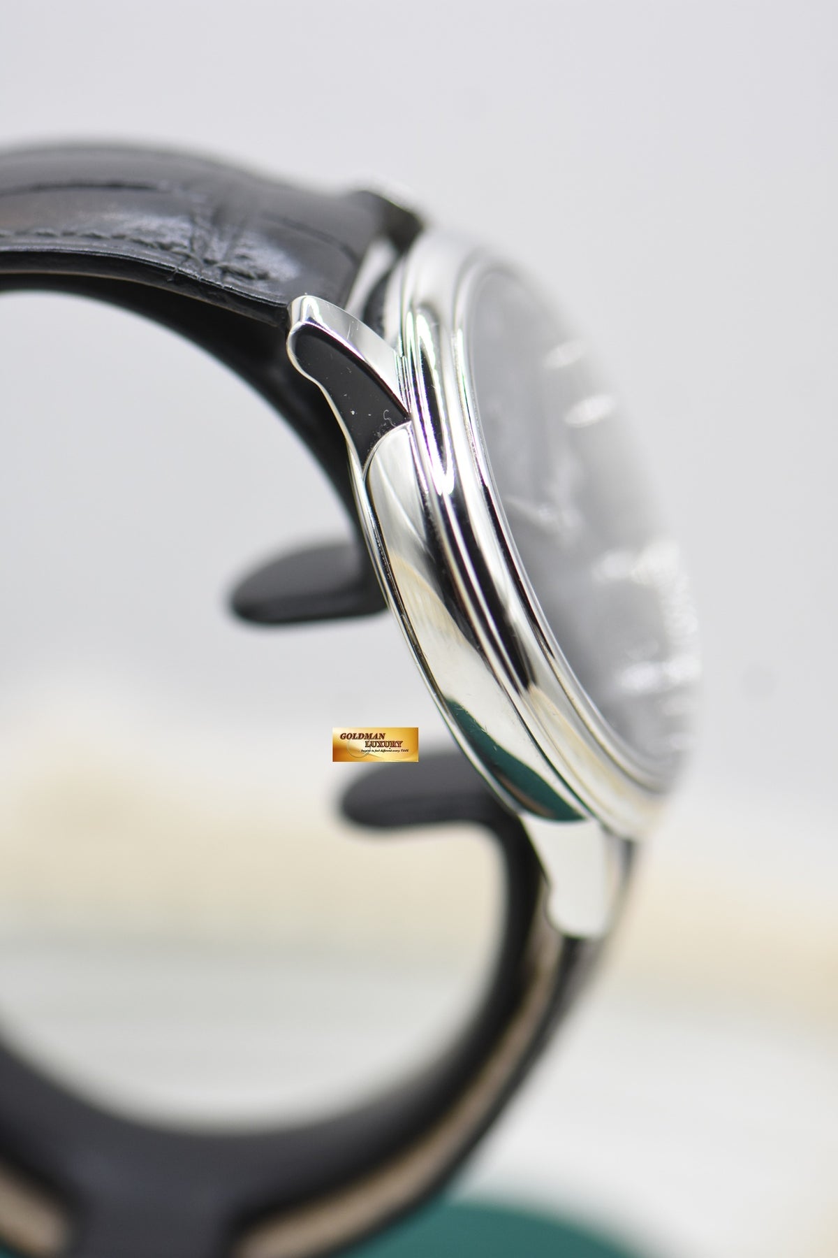 OMEGA DE-VILLE PRESTIGE 39.5mm STEEL IN LEATHER AUTOMATIC BLUE 424.13.40.20.03.001 (LIKE NEW)