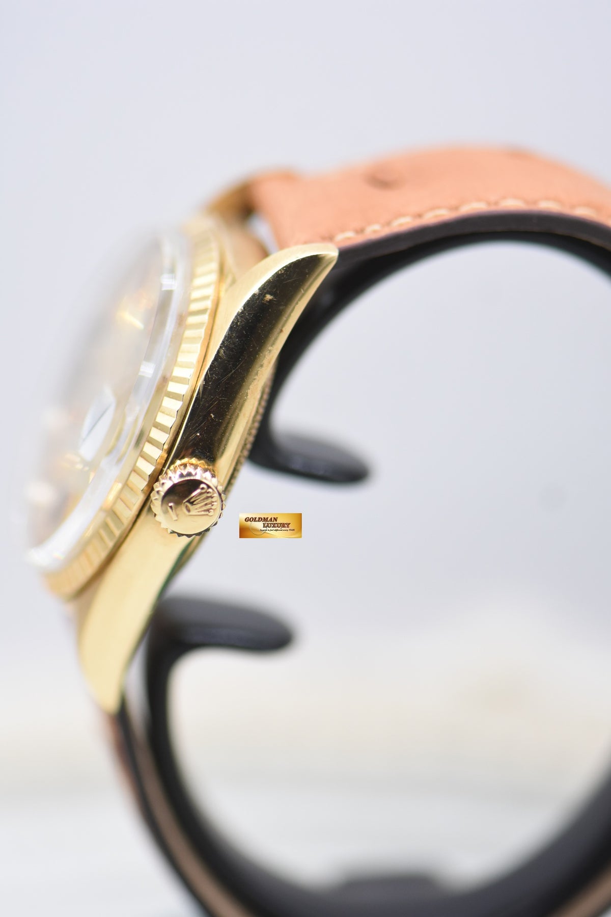 ROLEX OYSTER DAY-DATE 36mm YELLOW GOLD IN LEATHER STRAP GOLD DIAL (NON-QUICK-SET DATE) 1803 (VINTAGE)