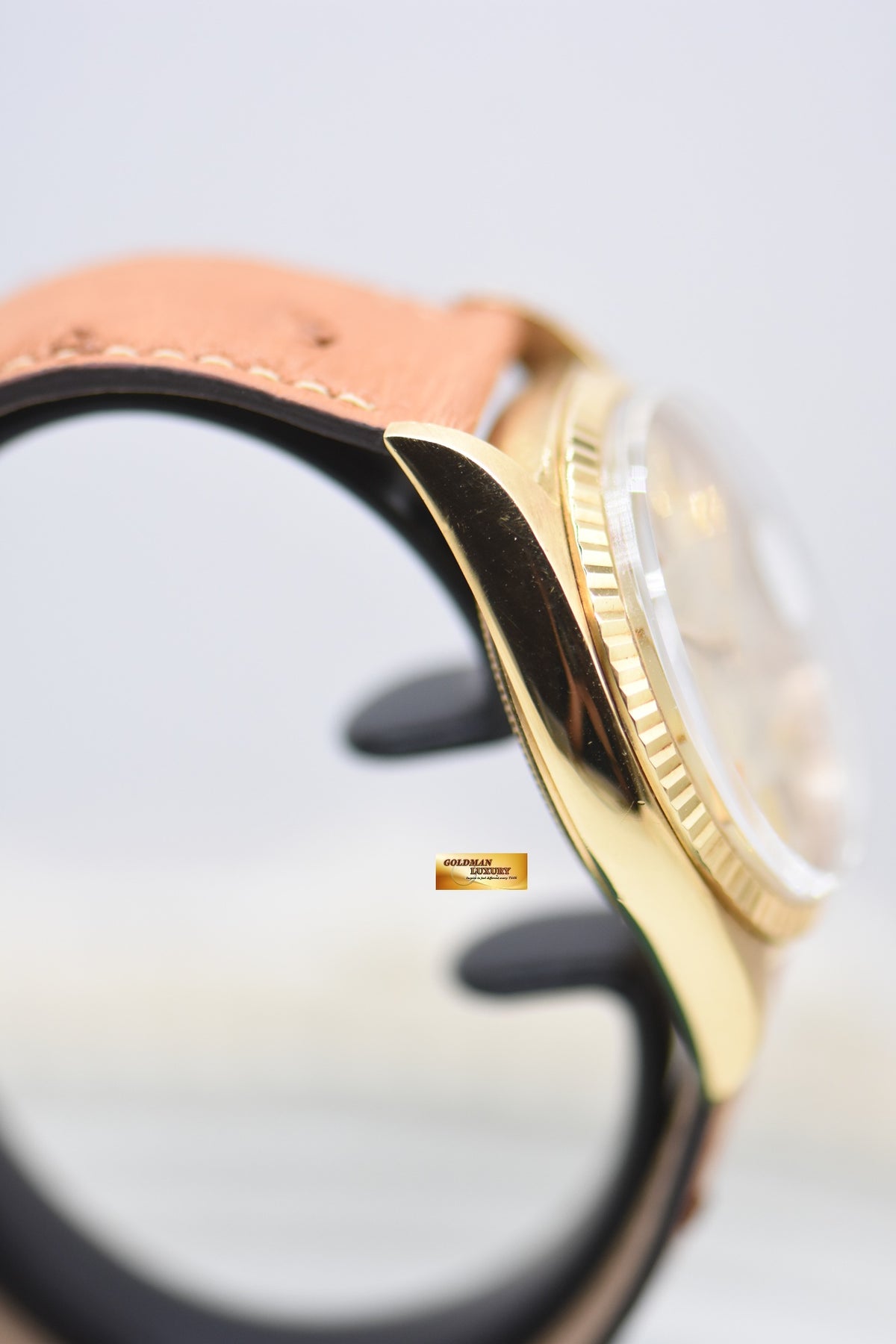 ROLEX OYSTER DAY-DATE 36mm YELLOW GOLD IN LEATHER STRAP GOLD DIAL (NON-QUICK-SET DATE) 1803 (VINTAGE)