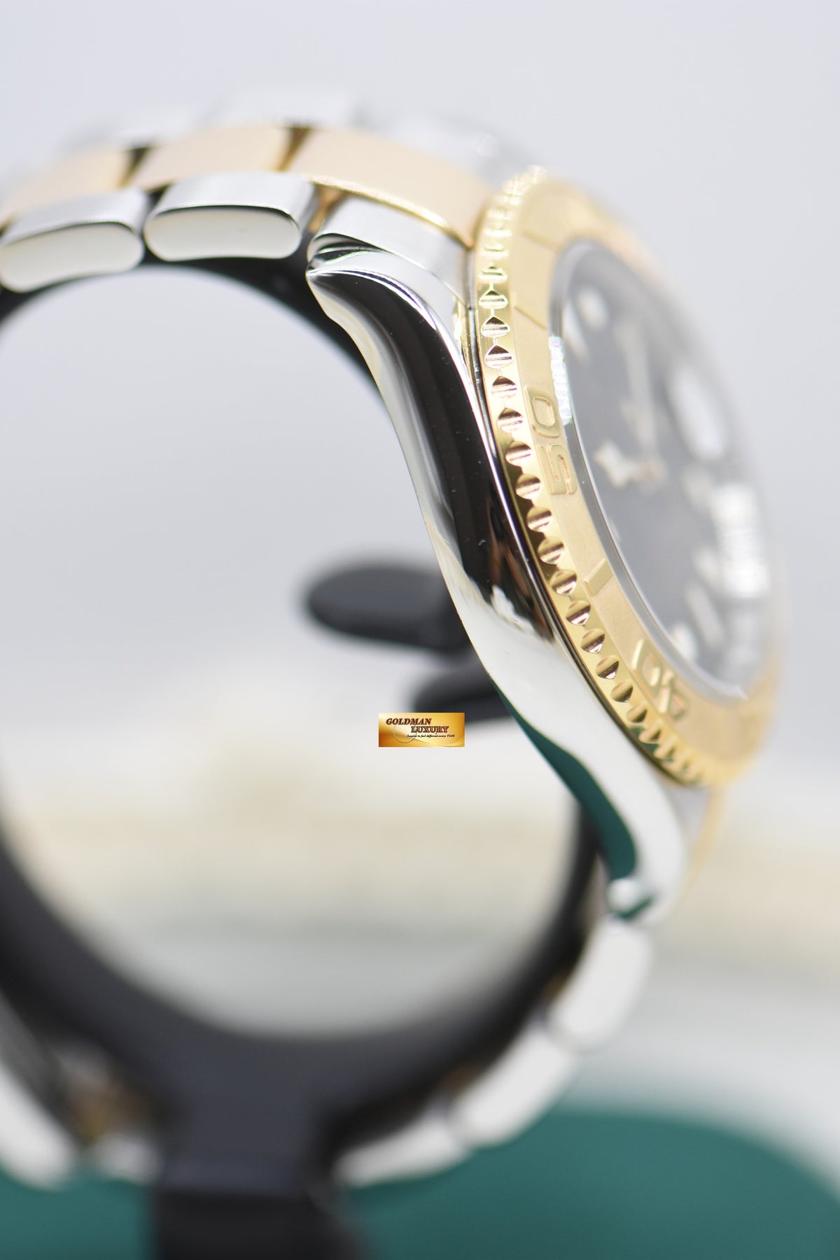 ROLEX OYSTER YACHT-MASTER 40mm HALF-GOLD IN BRACELET BLUE DIAL 16623 (REHAUT ENGRAVING) (MINT)