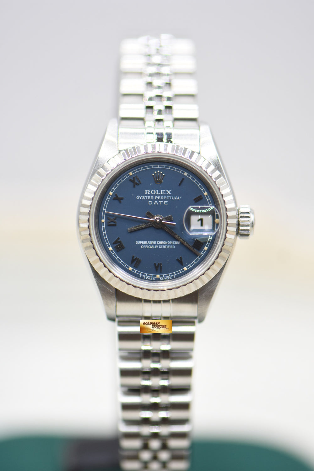 ROLEX OYSTER DATEJUST 26mm STEEL IN JUBILEE BRACELET BLUE ROMAN DIAL 69174 (MINT)