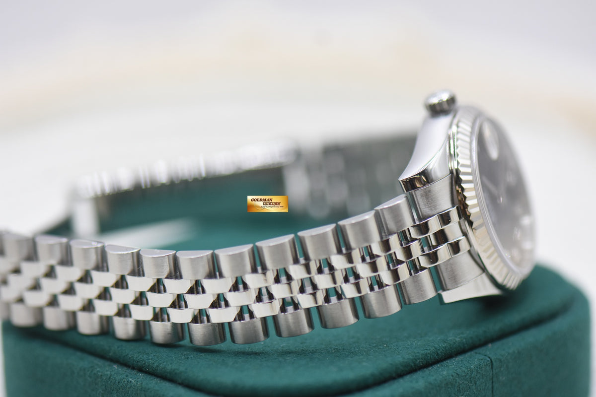 ROLEX OYSTER DATEJUST 31mm STEEL IN JUBILEE BRACELET BLACK DIAMOND DIAL 178274 (MINT)