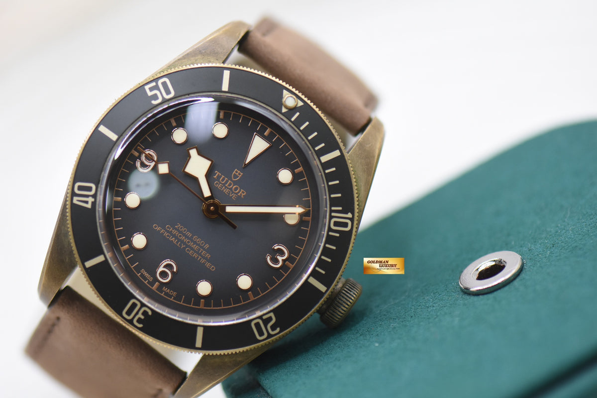 TUDOR BLACK BAY BRONZE 43mm SLATE GREY DIAL 79250BA AUTOMATIC (AGING-BRONZE)