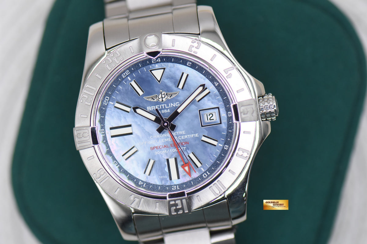 BREITLING AVENGER II GMT 43mm STEEL IN BRACELET MOP DIAL A32390 JAPAN EDITION (MINT)