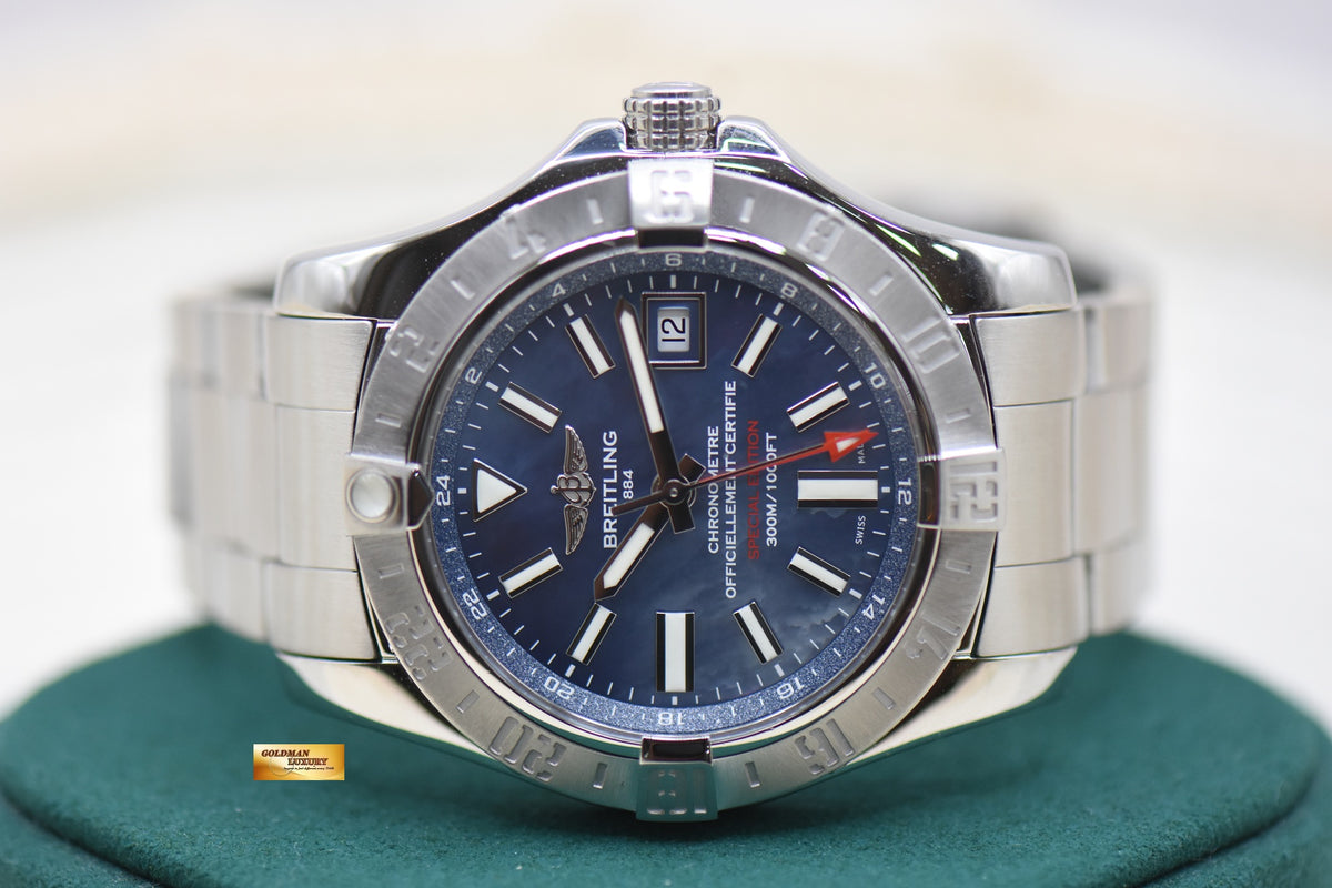 BREITLING AVENGER II GMT 43mm STEEL IN BRACELET MOP DIAL A32390 JAPAN EDITION (MINT)