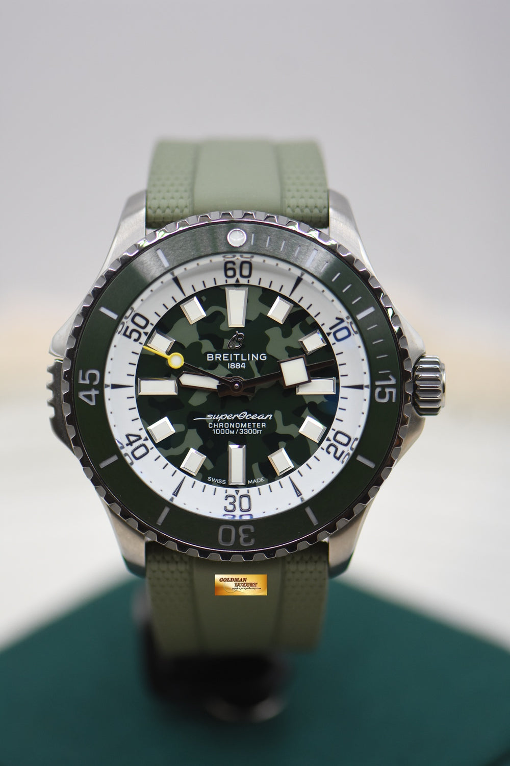 BREITLING SUPEROCEAN 46mm SUPER DIVER TITANIUM GREEN RUBBER AUTOMATIC E10379 (MINT)