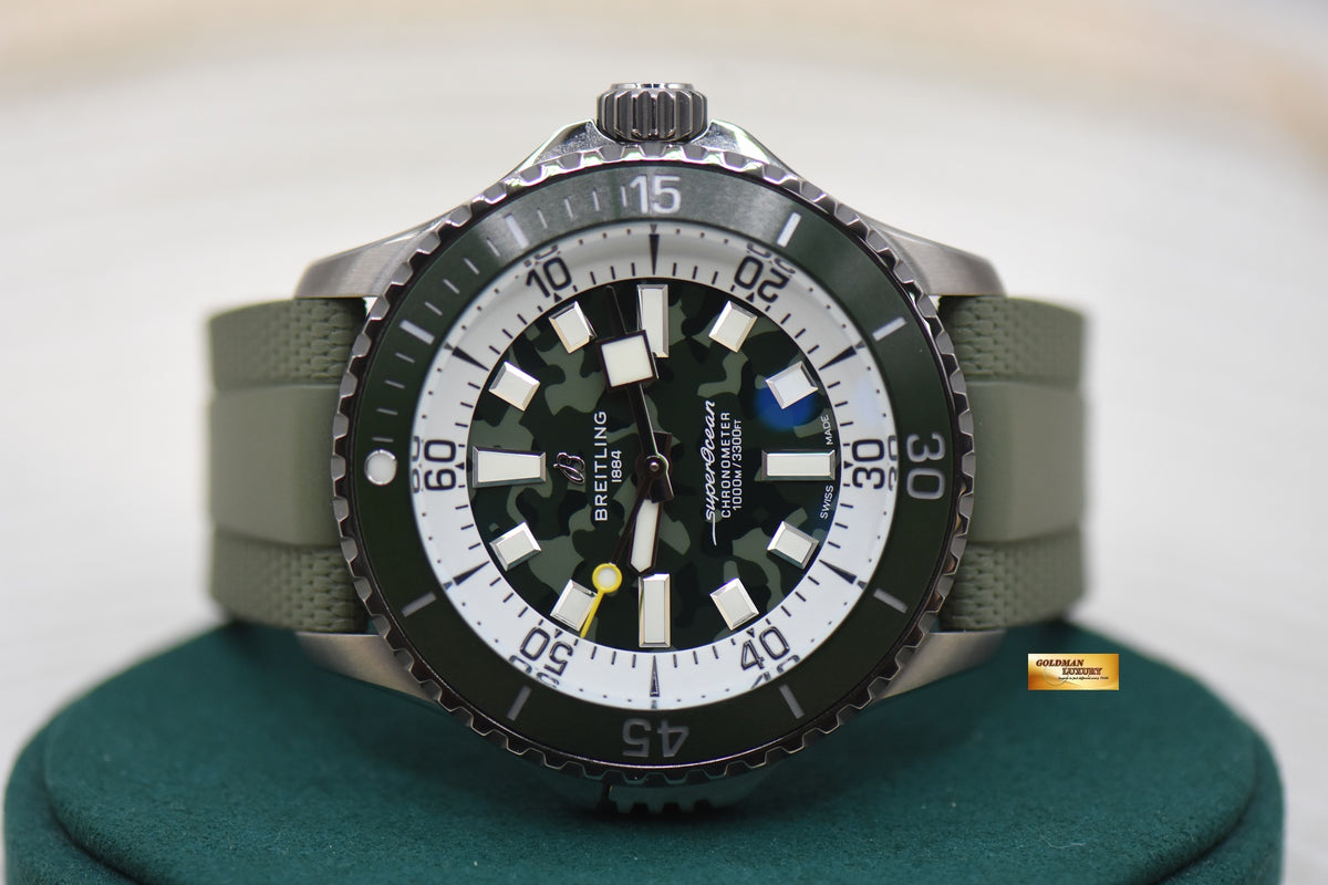 BREITLING SUPEROCEAN 46mm SUPER DIVER TITANIUM GREEN RUBBER AUTOMATIC E10379 (MINT)