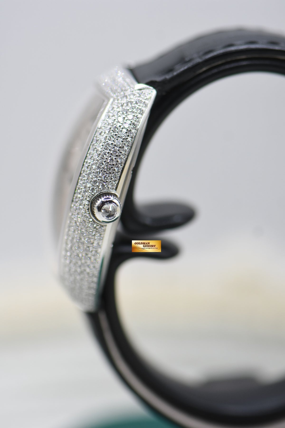 VACHERON CONSTANTIN EGERIE WHITE GOLD TONNEAU PAVED DIAMOND LADIES QUARTZ 25541 (MINT)