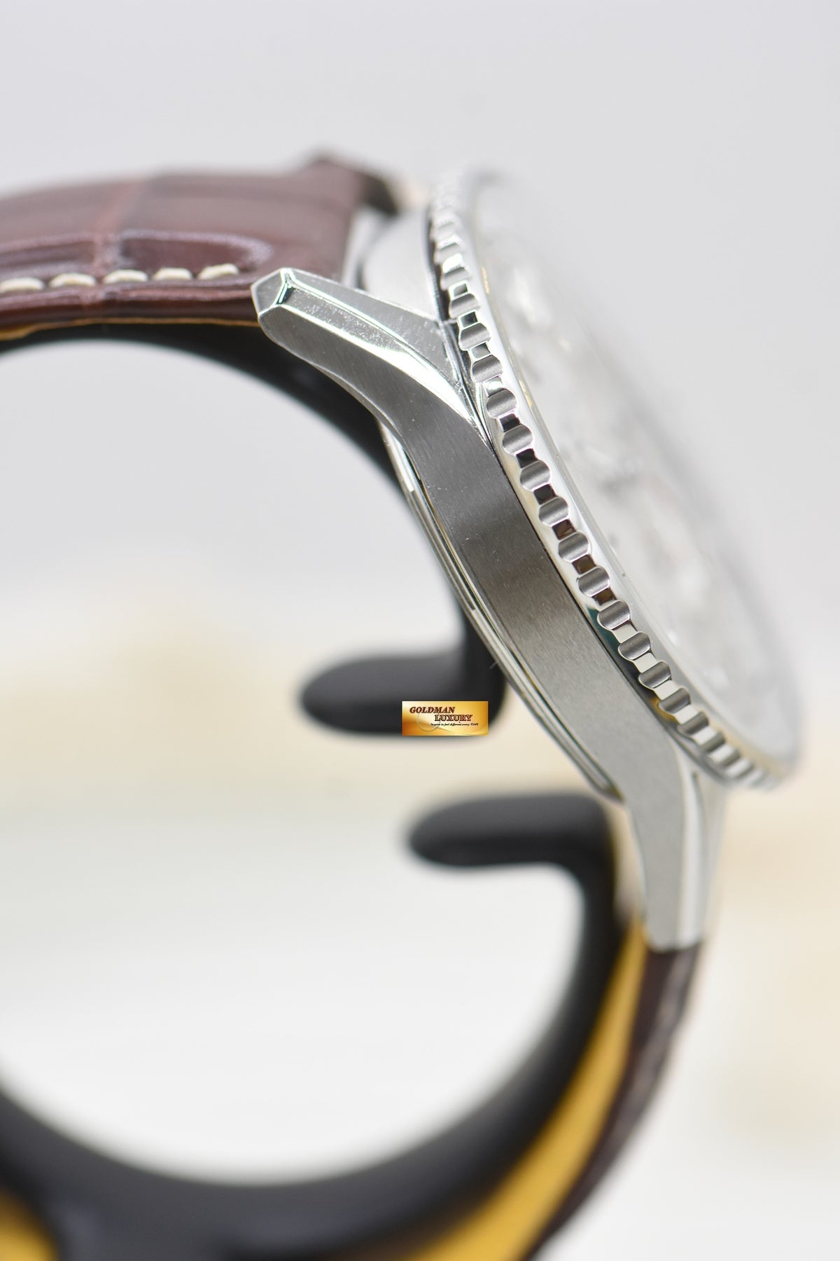 BREITLING NAVITIMER GMT 41mm STEEL IN LEATHER STRAP SILVER DIAL AUTOMATIC A32310 (LNIB-STICKERS INTACT)