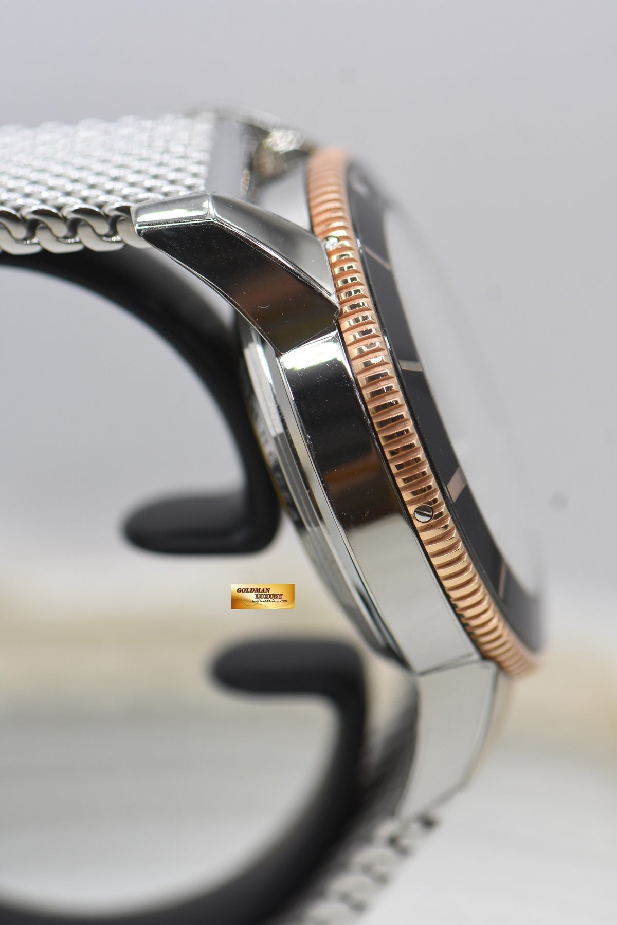 BREITLING SUPEROCEAN HERITAGE II 42mm STEEL MESH BRACELET BLACK AUTOMATIC UB2030 (LNIB-STICKERS INTACT)