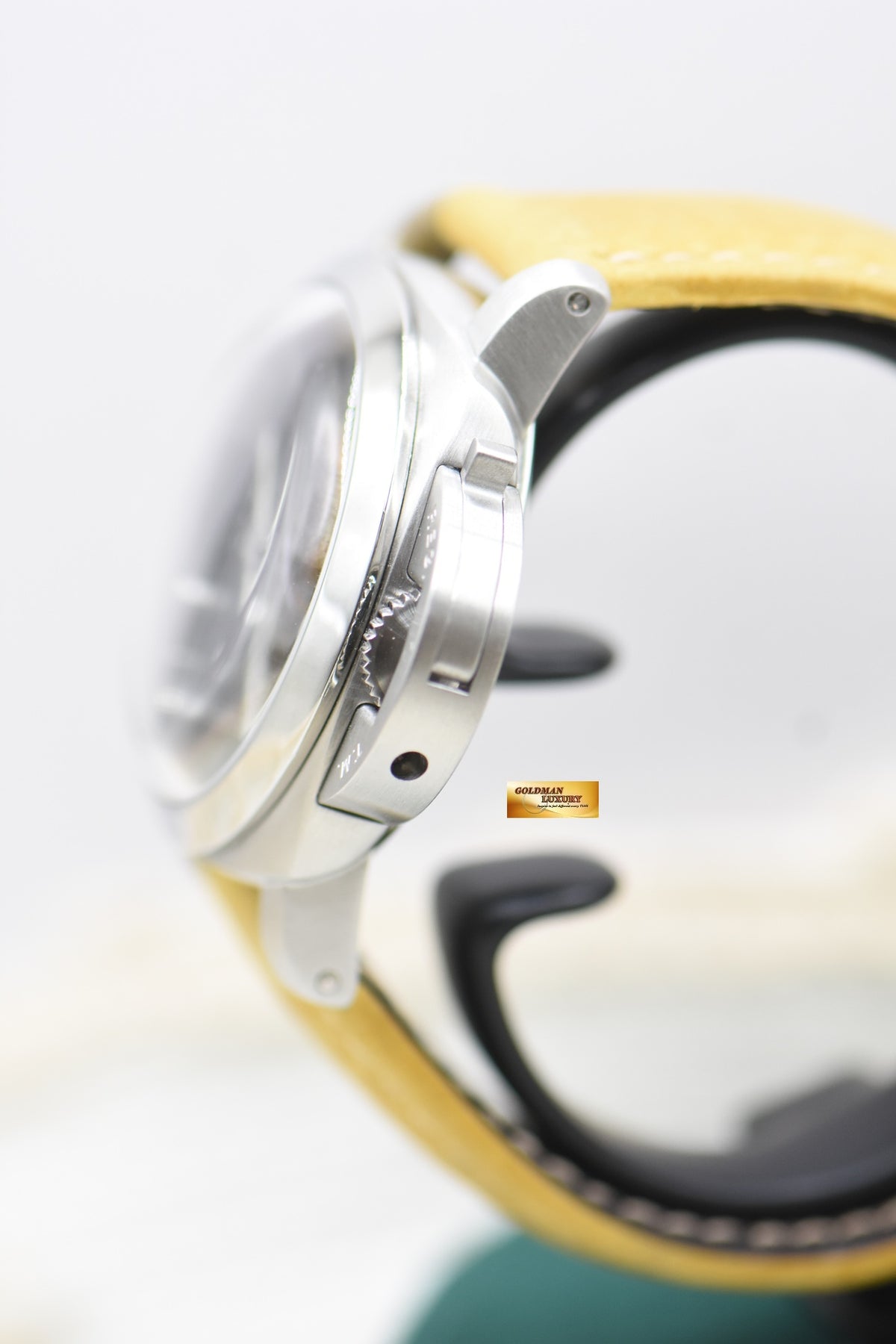 PANERAI LUMINOR GMT 1950 8 DAYS POWER RESERVE am/pm DIAL MANUAL WINDING PAM 233 (MINT)