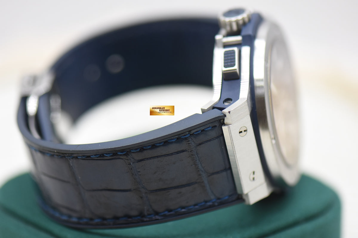 HUBLOT BIGBANG CHRONOGRAPH 44mm STEEL IN BLUE RUBBER STRAP AUTOMATIC 301.SX.7170.LR (MINT)