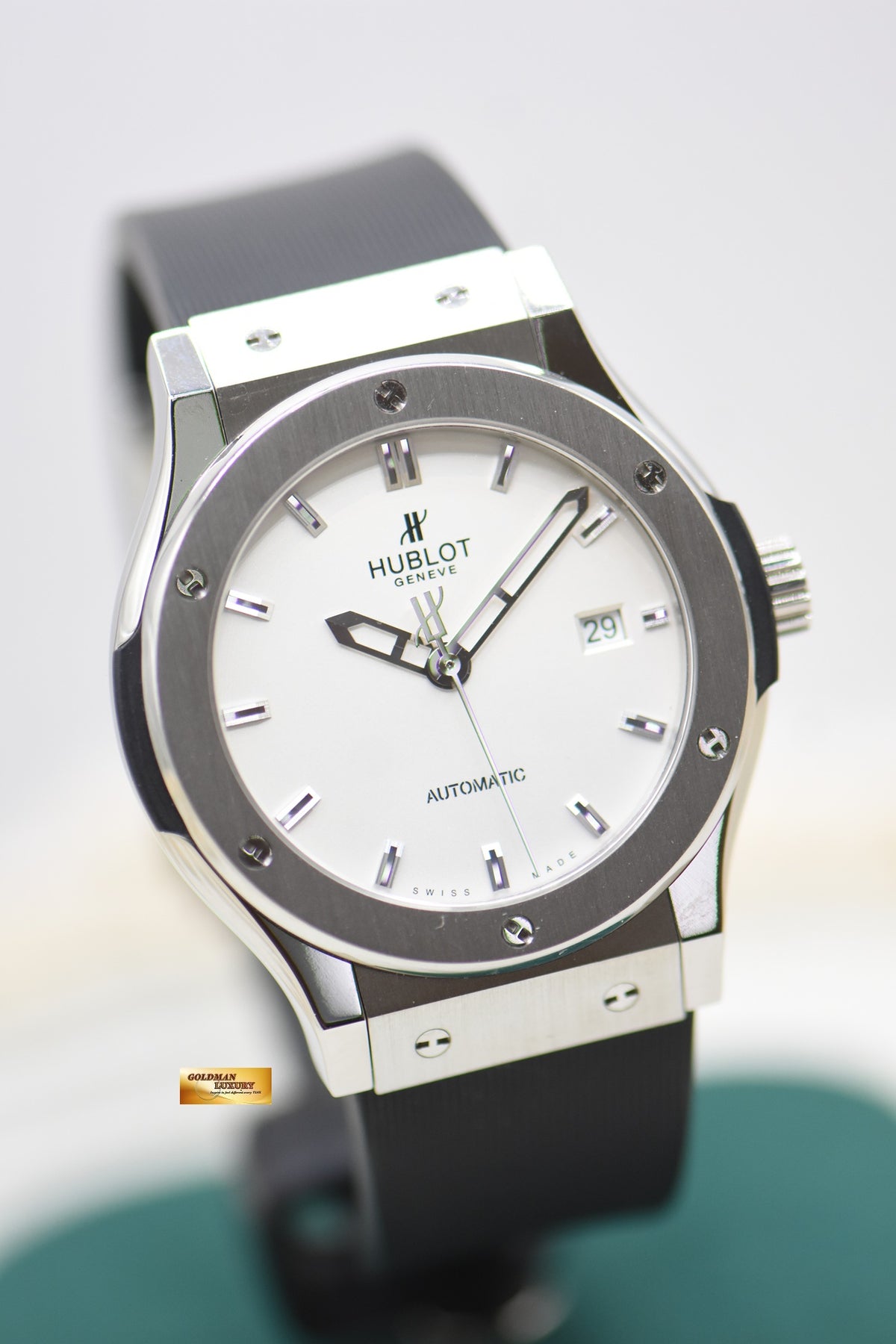 HUBLOT CLASSIC FUSION 42mm TITANIUM RUBBER STRAP OPALINE DIAL AUTOMATIC 542.NX.2610.RX (MINT)