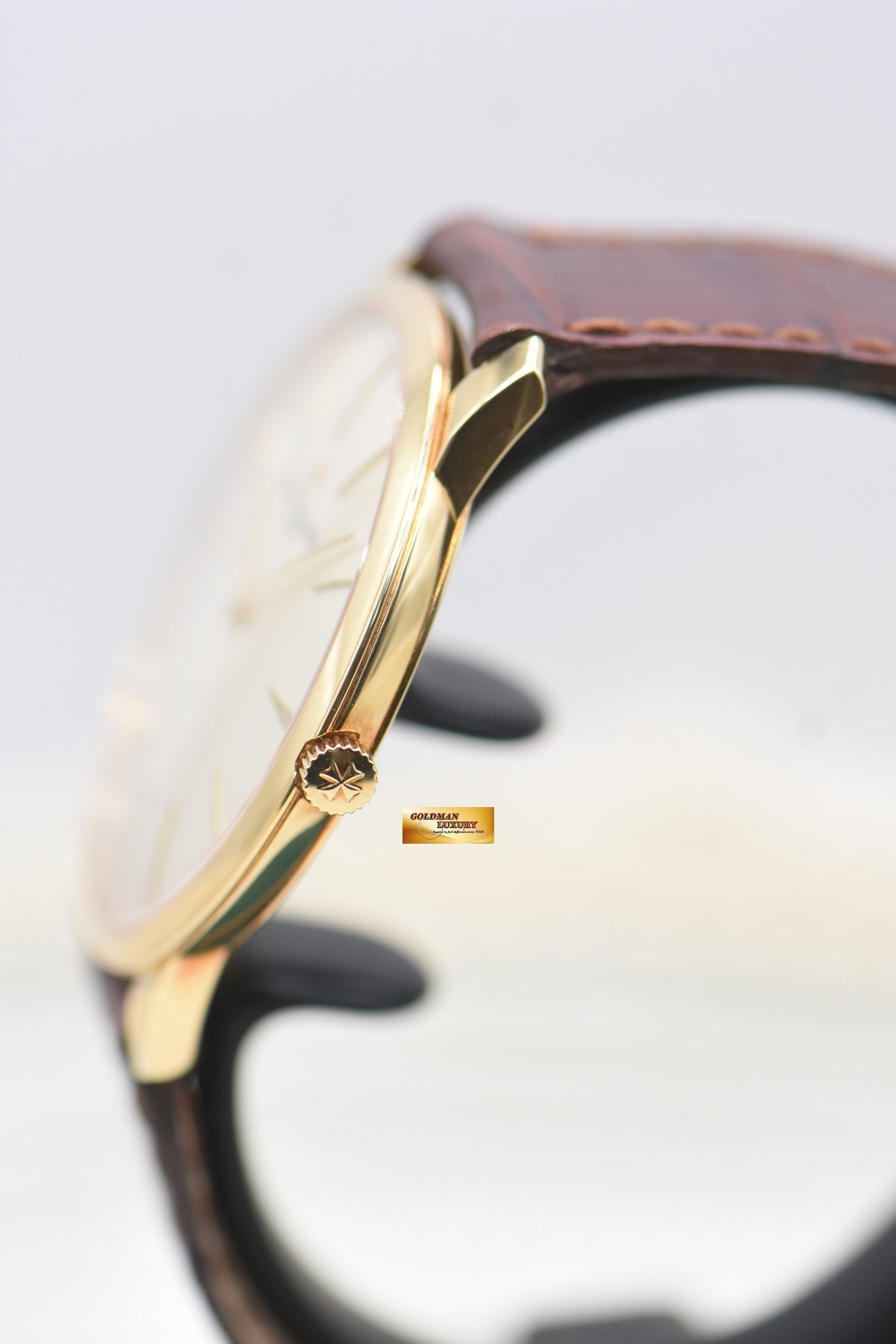 VACHERON CONSTANTIN PATRIMONY 40mm YELLOW GOLD IN LEATHER MANUAL WINDING 81180 (MINT)