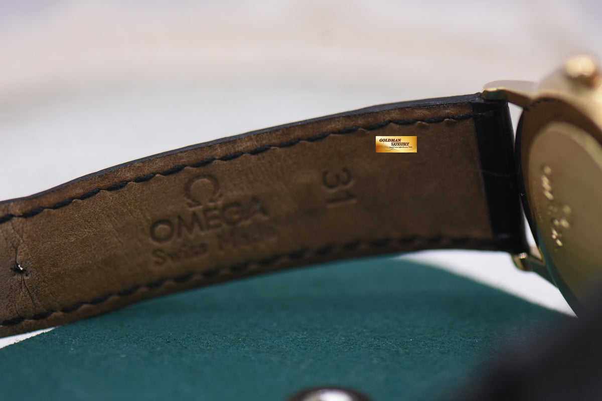 OMEGA CONSTELLATION 34mm CHRONOMETER SUB-SEC YELLOW GOLD IN LEATHER AUTOMATIC 4620.3100 (VINTAGE)