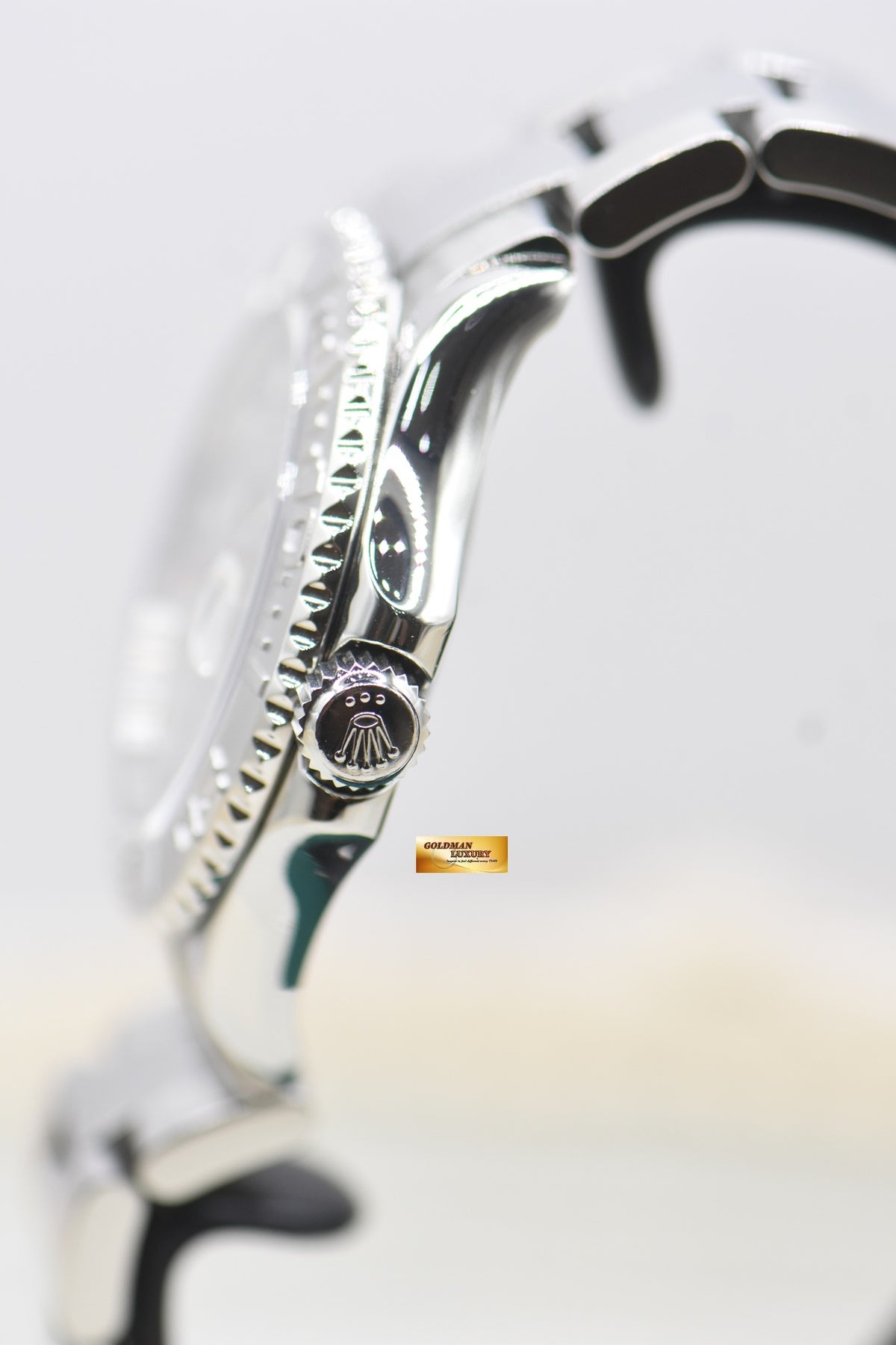 ROLEX OYSTER YACHTMASTER 40mm STEEL IN BRACELET PLATINUM DIAL & BEZEL 16622 (MINT) (REHAUT ENGRAVINGS)