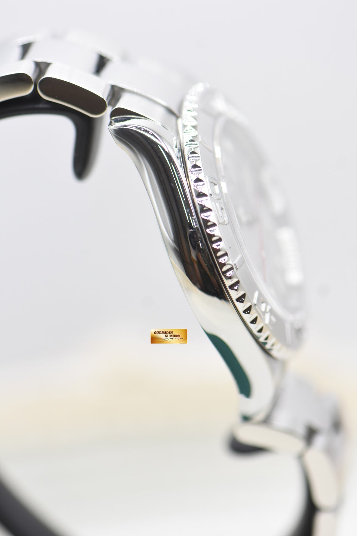 ROLEX OYSTER YACHTMASTER 40mm STEEL IN BRACELET PLATINUM DIAL & BEZEL 16622 (MINT) (REHAUT ENGRAVINGS)