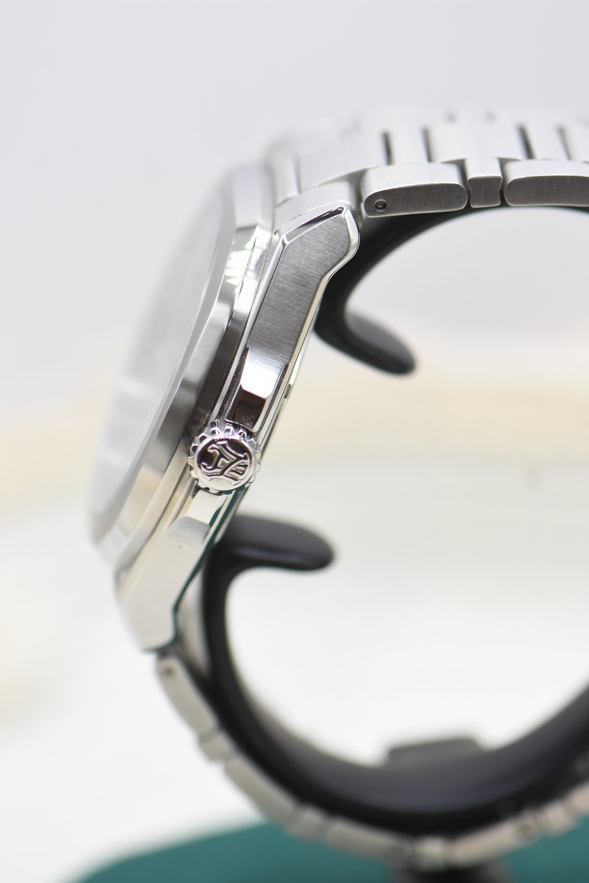 ARMAND NICOLET GMT DATE 41mm STEEL IN BRACELET AUTOMATIC A663AAA (LNIB)