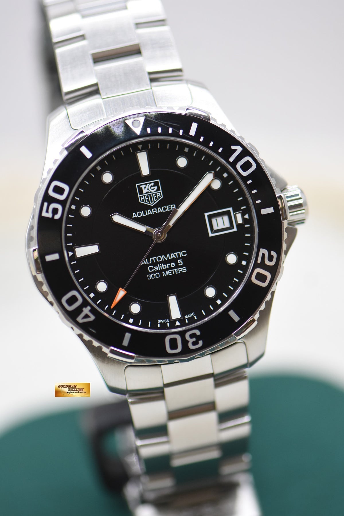 TAG HEUER AQUARACER 41mm CALIBRE 5 STEEL IN BRACELET BLACK DIAL AUTOMATIC WAN2110 (MINT)
