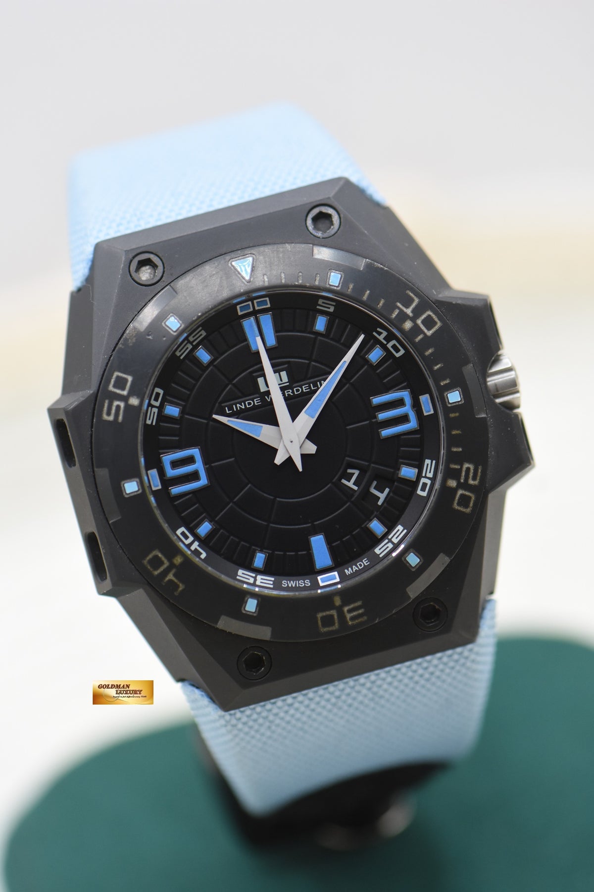 LINDE WERDELIN HARD BLACK III BIG DATE DLC BLACK STEEL IN KEVLAR STRAP AUTOMATIC HBIIIBD (UNPOLISHED)