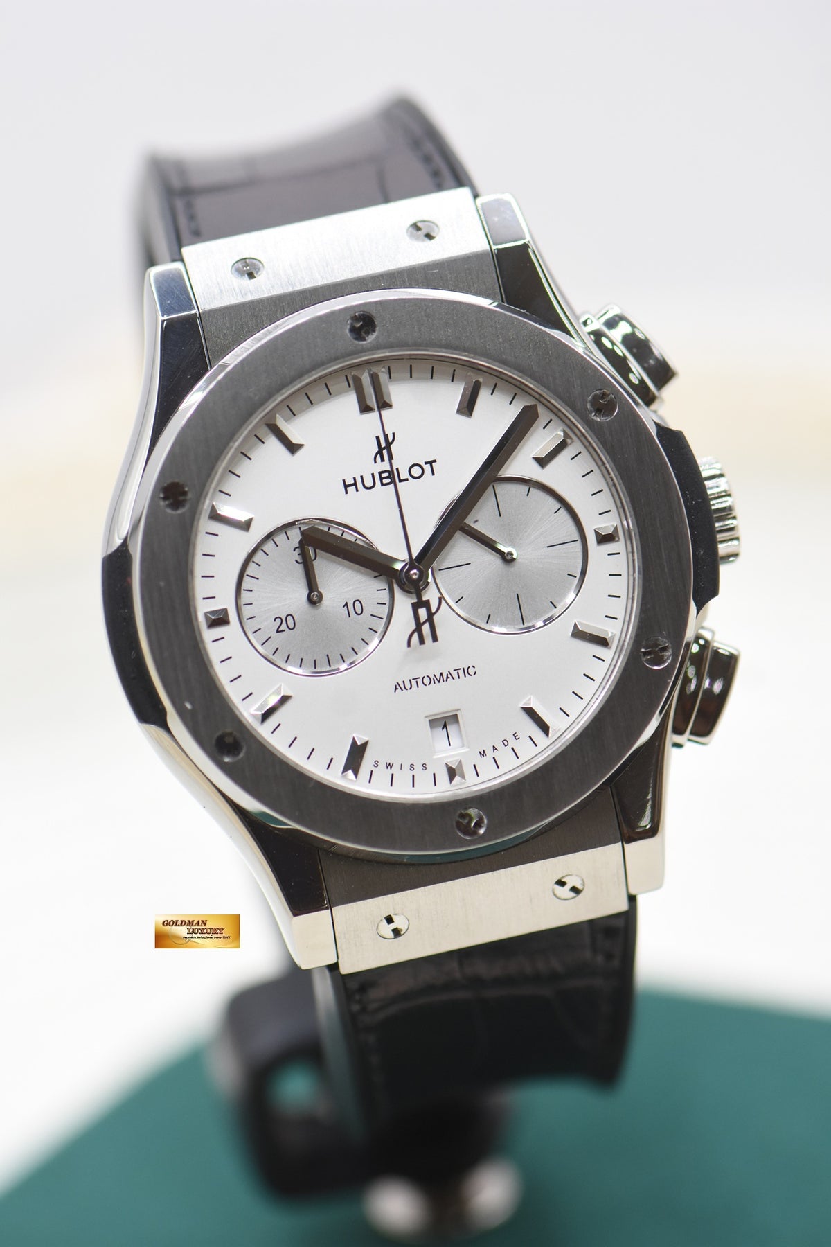 HUBLOT CLASSIC FUSION CHRONOGRAPH 42mm TITANIUM RUBBER STRAP OPALINE DIAL AUTOMATIC 541.NX.2611.LR (MINT)