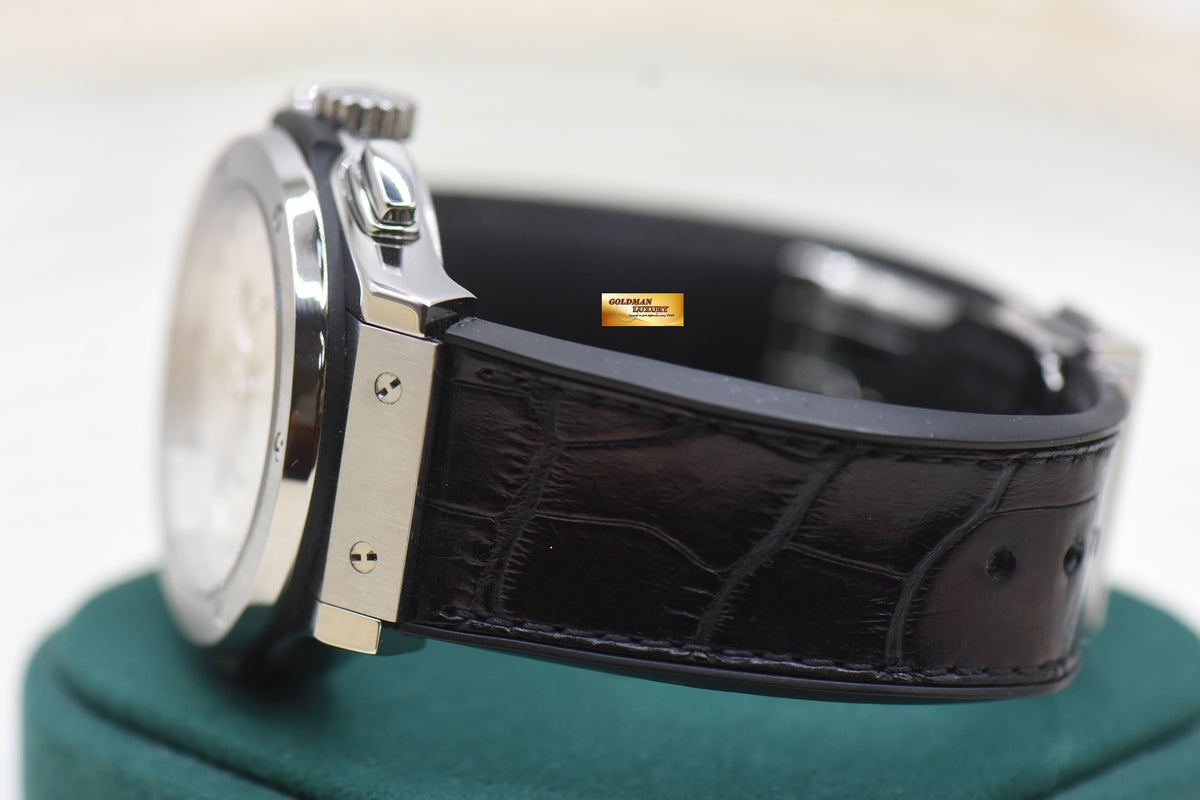 HUBLOT CLASSIC FUSION CHRONOGRAPH 42mm TITANIUM RUBBER STRAP OPALINE DIAL AUTOMATIC 541.NX.2611.LR (MINT)