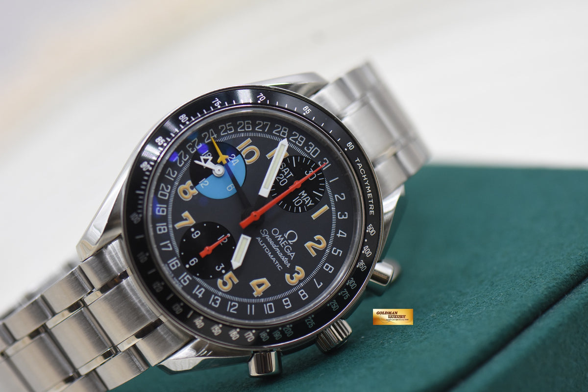 OMEGA SPEEDMASTER MARK 40 DAY & NIGHT 39mm STEEL IN BRACELET AUTOMATIC 3520.53.00 (MINT)