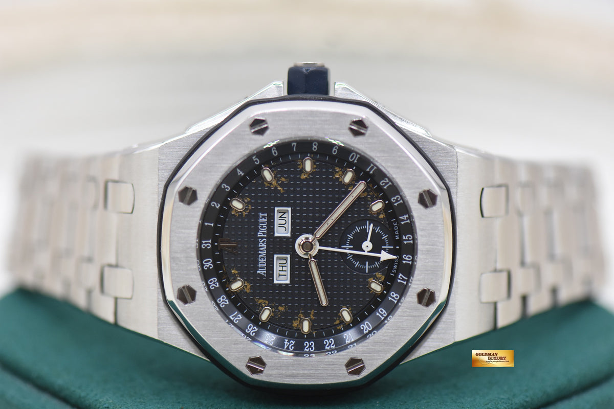 AUDEMARS PIGUET ROYAL OAK OFFSHORE TRIPLE CALENDAR 39mm STEEL IN BRACELET BLUE DIAL 25807ST (UNPOLISHED) (AGING DIAL)