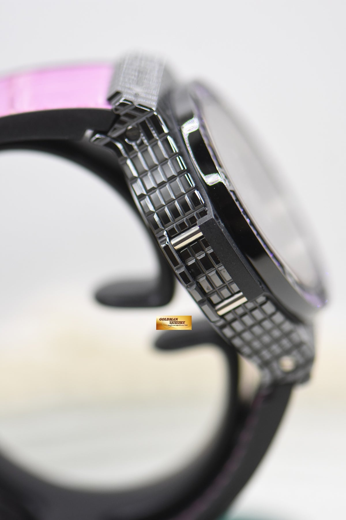 HUBLOT BIGBANG TUTTI FRUTTI PURPLE CAVIAR 41mm BLACK CERAMIC 346.CD.1800.LR.1905 (MINT)