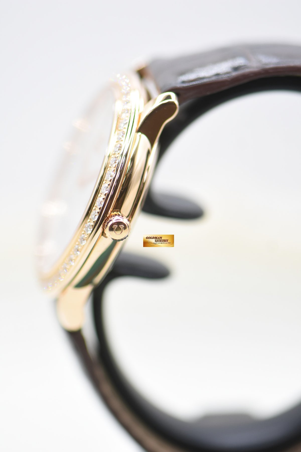 OMEGA DE VILLE PRESTIGE 36.5mm RED GOLD IN LEATHER DIAMOND BEZEL AUTOMATIC 413.58.37.20.52.001 (MINT)