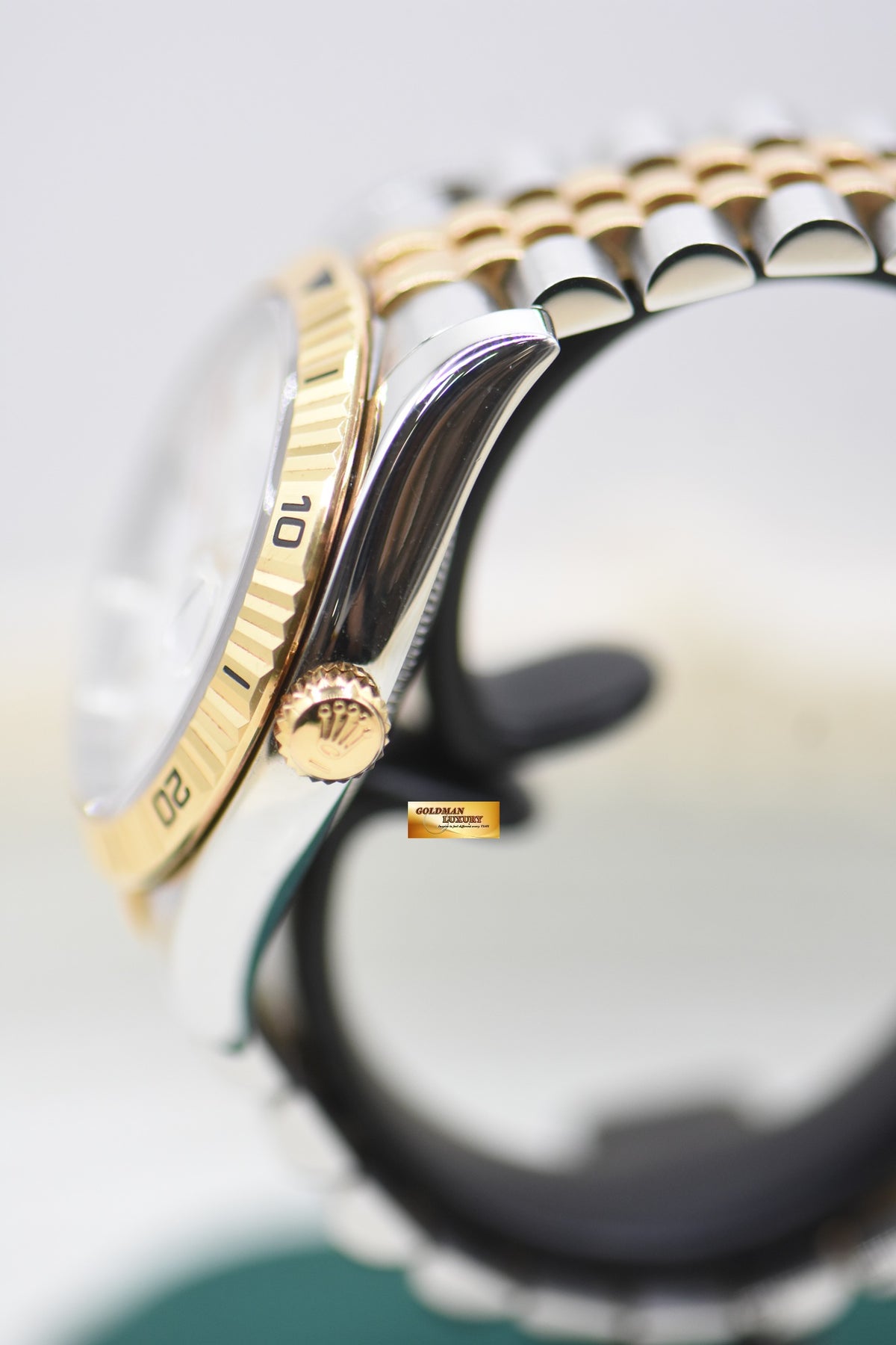 ROLEX OYSTER DATEJUST 36mm TURN-O-GRAPH EVEROSE / STEEL IN JUBILEE BRACELET WHITE DIAL 116261 (MINT)