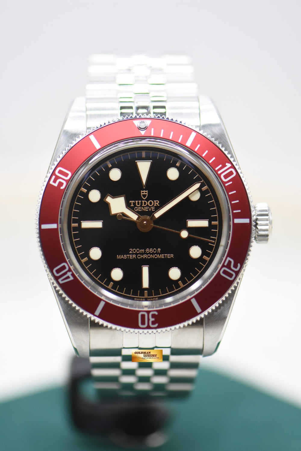 TUDOR BLACK BAY 41mm STEEL IN JUBILEE BRACELET RED BEZEL M7941A1A0RU (MINT)