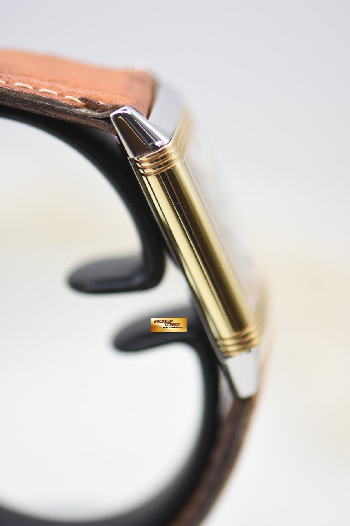 JLC REVERSO MEDIUM 23mm HALF GOLD IN LEATHER STRAP QUARTZ 250.5.11 (MINT)