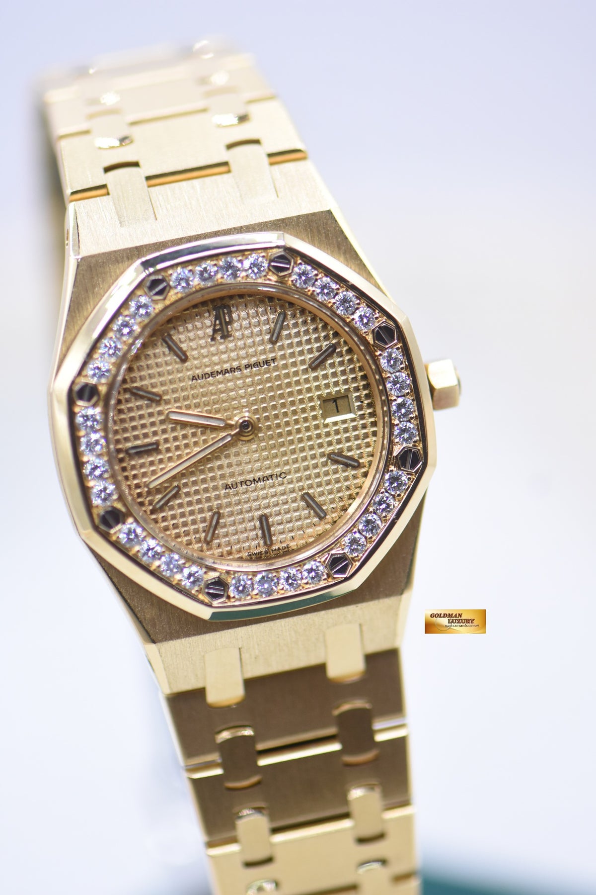 AUDEMARS PIGUET ROYAL OAK LADIES 30mm YELLOW GOLD ORIGINAL BEZEL AUTOMATIC 14470BA (MINT)