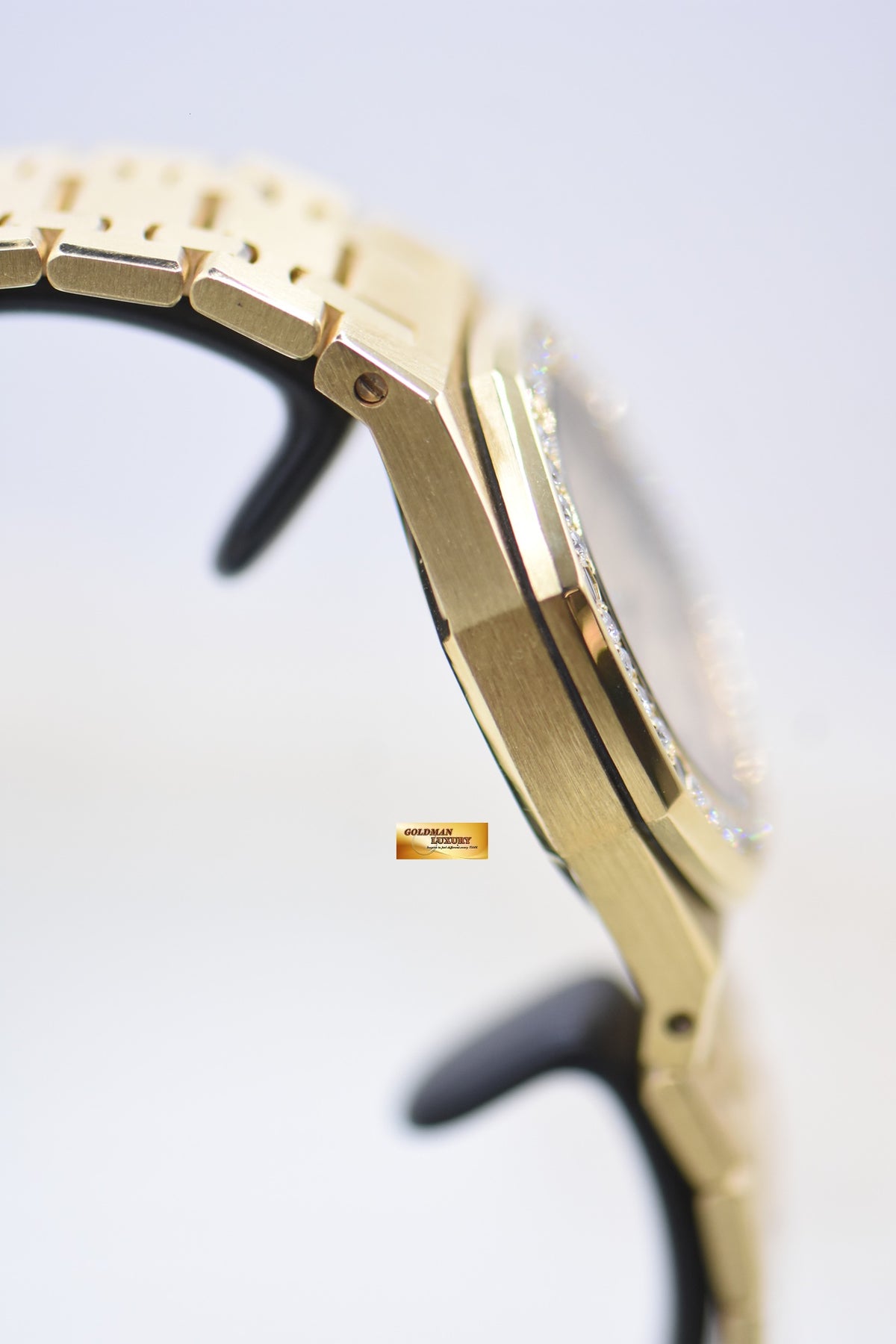 AUDEMARS PIGUET ROYAL OAK LADIES 30mm YELLOW GOLD ORIGINAL BEZEL AUTOMATIC 14470BA (MINT)