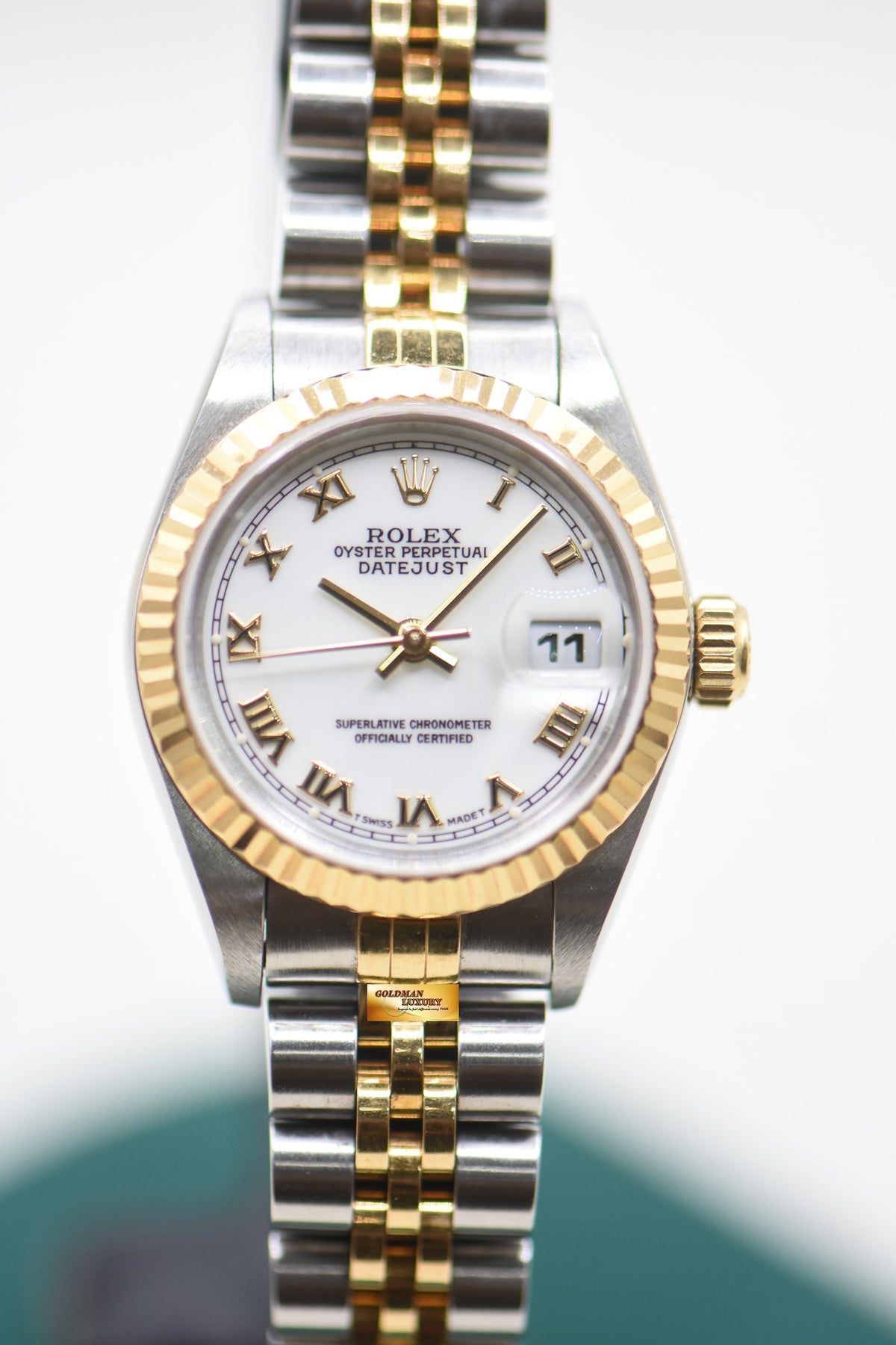 ROLEX OYSTER DATEJUST 26mm HALF-GOLD IN JUBILEE BRACELET WHITE ROMAN DIAL 69173 (MINT)