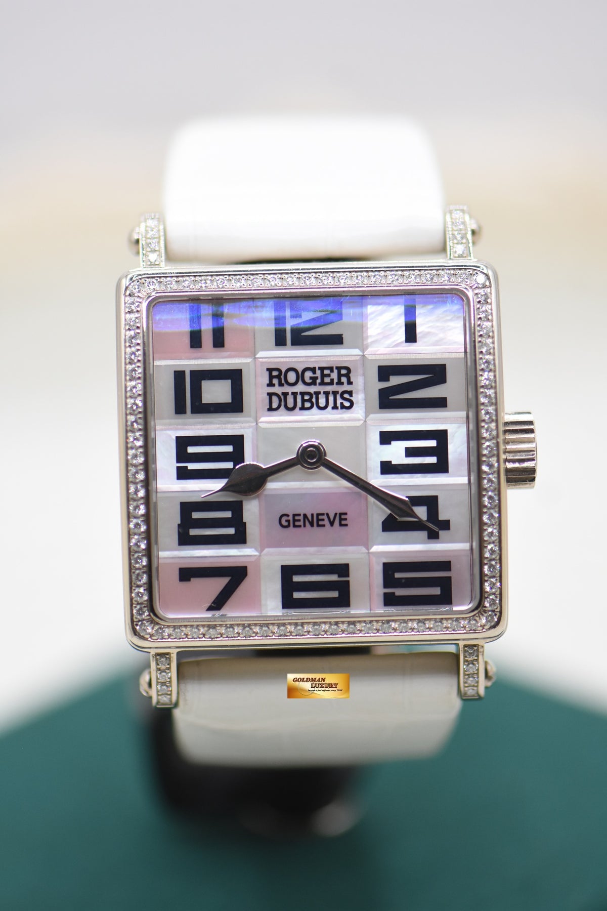 ROGER DUBUIS GOLDEN SQUARE MOP 34mm WHITE GOLD DIAMOND BEZEL MANUAL WINDING G34 98 0-SDC (MINT)