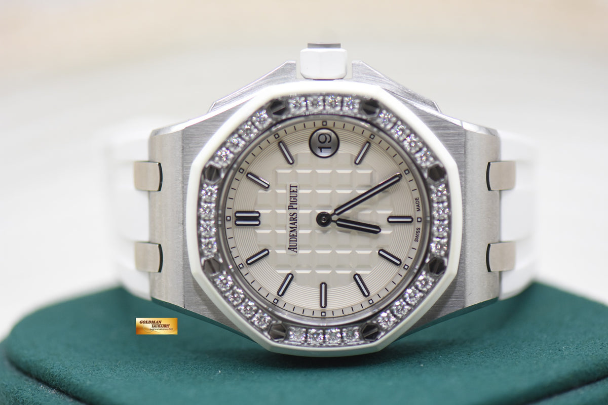 AUDEMARS PIGUET ROYAL OAK OFFSHORE 37mm DIAMOND BEZEL WHITE RUBBER STRAP QUARTZ 67540SK.ZZ.A010CA.01 (MINT)