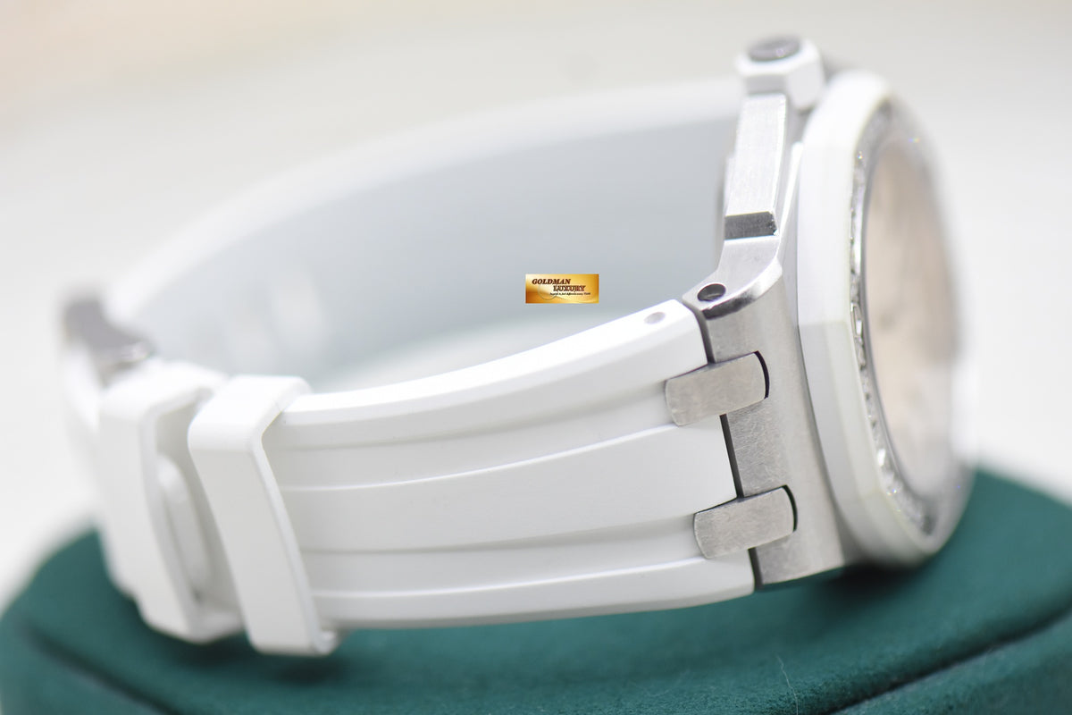 AUDEMARS PIGUET ROYAL OAK OFFSHORE 37mm DIAMOND BEZEL WHITE RUBBER STRAP QUARTZ 67540SK.ZZ.A010CA.01 (MINT)